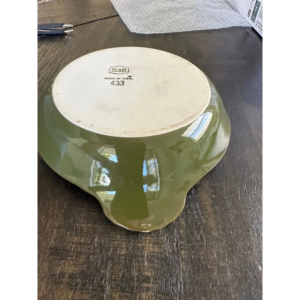 Hall China Olive Green Au Gratin Dishes Set of 2 Vintage Ceramic Bakers 433 434